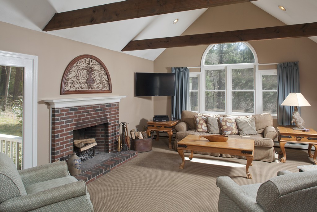 4 Pope's Farm Road Plympton, MA 02367 - Photo 1 of 22 Gallery Image 1