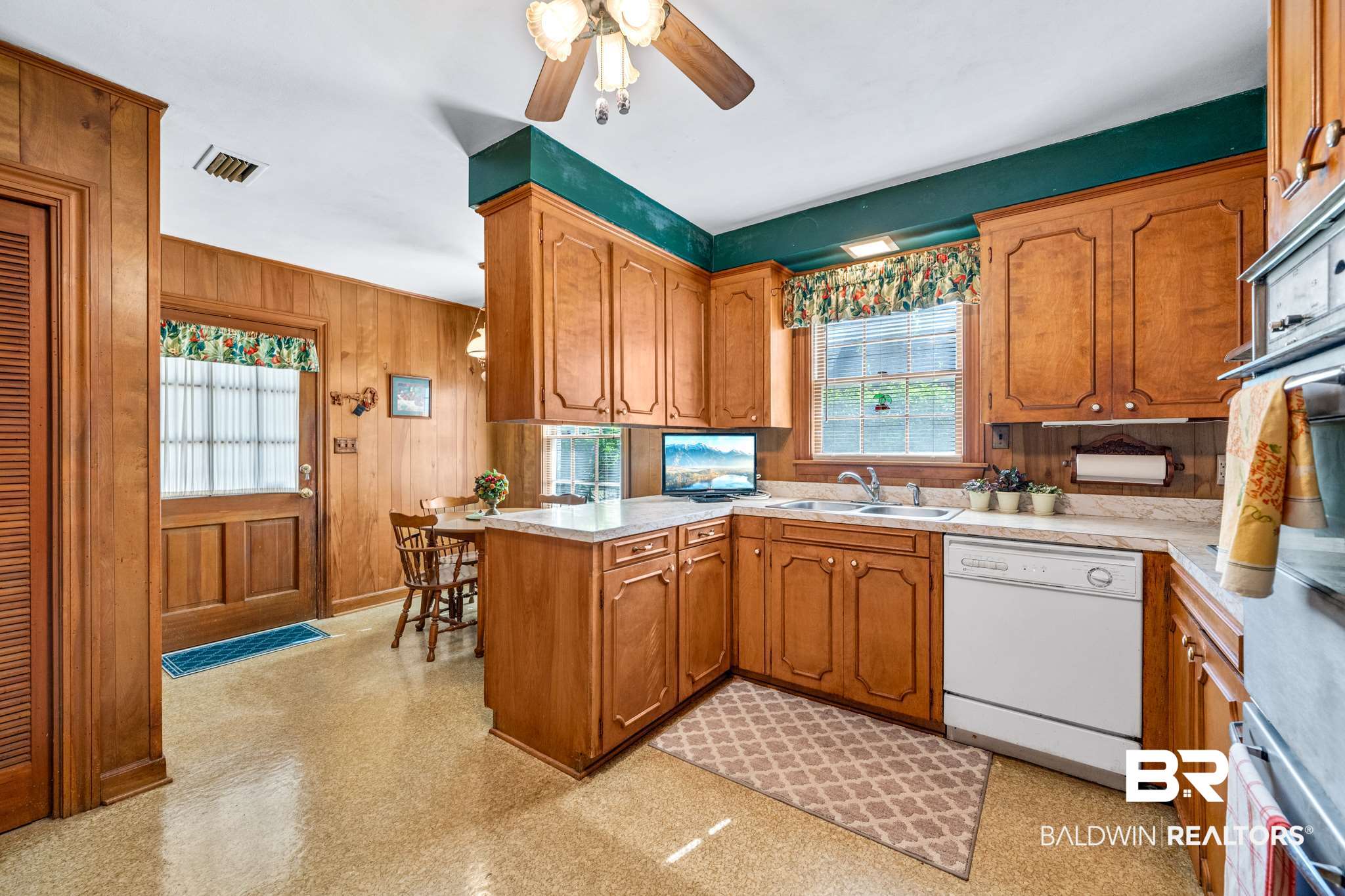 4530 Kingsway Drive Mobile, AL 36608 - Photo 11 of 33