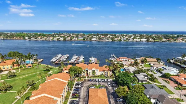 $2,800 | 180 Yacht Club Way, Unit 309, Hypoluxo, FL 33462