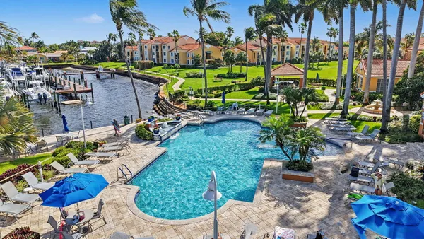 $2,800 | 180 Yacht Club Way, Unit 309, Hypoluxo, FL 33462