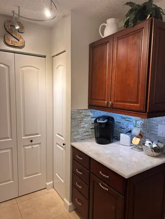 $2,800 | 180 Yacht Club Way, Unit 309, Hypoluxo, FL 33462