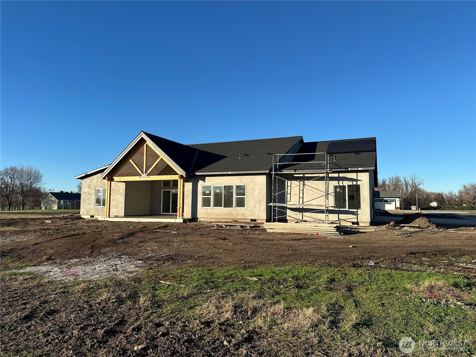 511 Southwest 12th Street College Place, WA 99324 - Photo 18 of 21 a front view of a house with yard