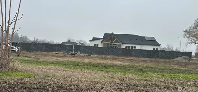 $949,999 | 511 Southwest 12th Street, College Place, WA 99324