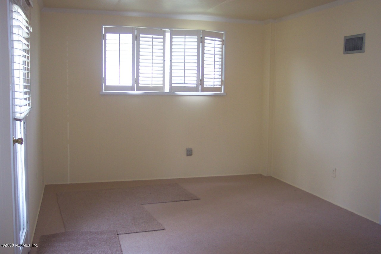 10648 Hampton Road Jacksonville, FL 32257 - Photo 6 of 9 Family Room Downstairs