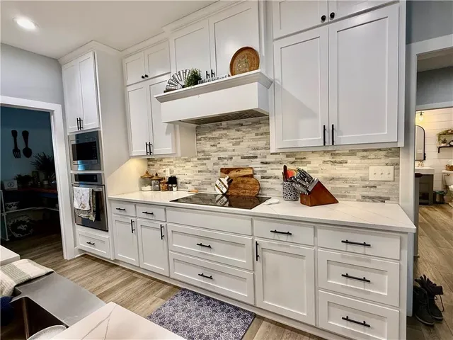 $739,000 | 10262 Airfield Lane, Richmond, MO 64085