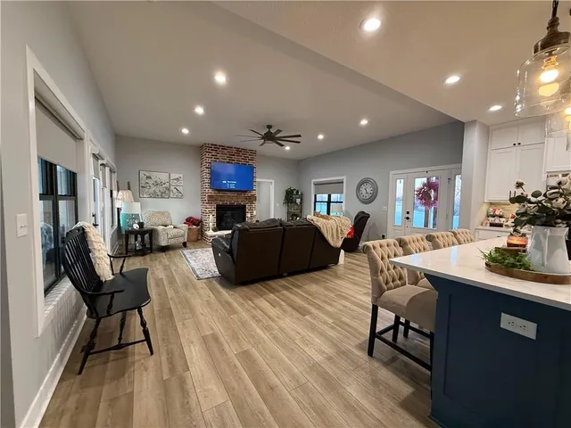 $739,000 | 10262 Airfield Lane, Richmond, MO 64085