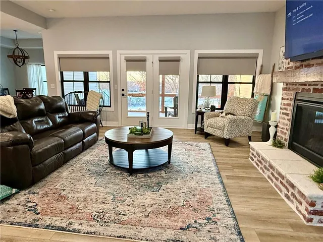 $739,000 | 10262 Airfield Lane, Richmond, MO 64085