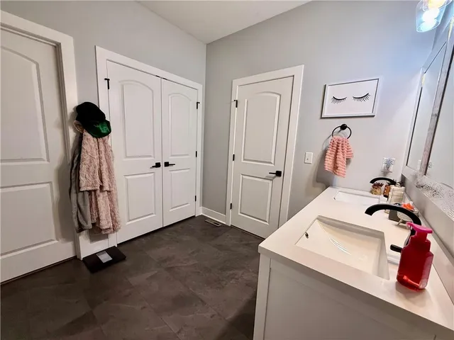 $739,000 | 10262 Airfield Lane, Richmond, MO 64085