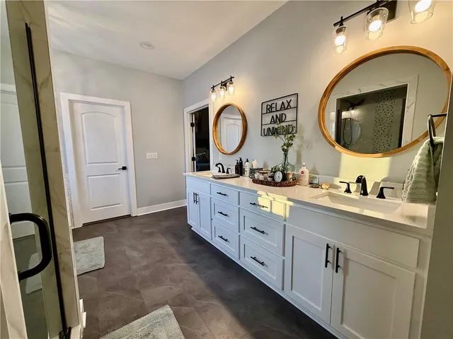 $739,000 | 10262 Airfield Lane, Richmond, MO 64085