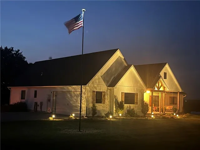 $739,000 | 10262 Airfield Lane, Richmond, MO 64085