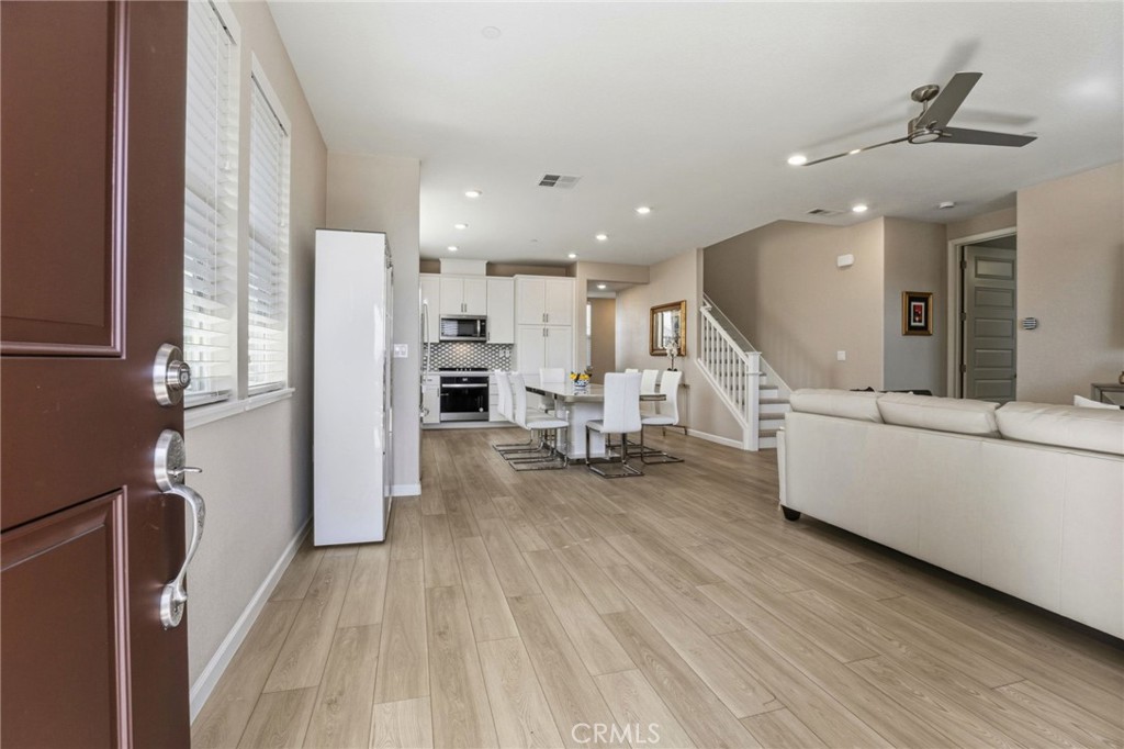 6385 Paysar Lane Gilroy, CA 95020 - Photo 5 of 47