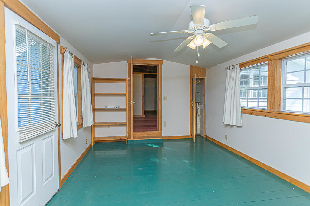 359 South Strong Road Farmington, ME 04938 - Photo 14 of 57 photo-18