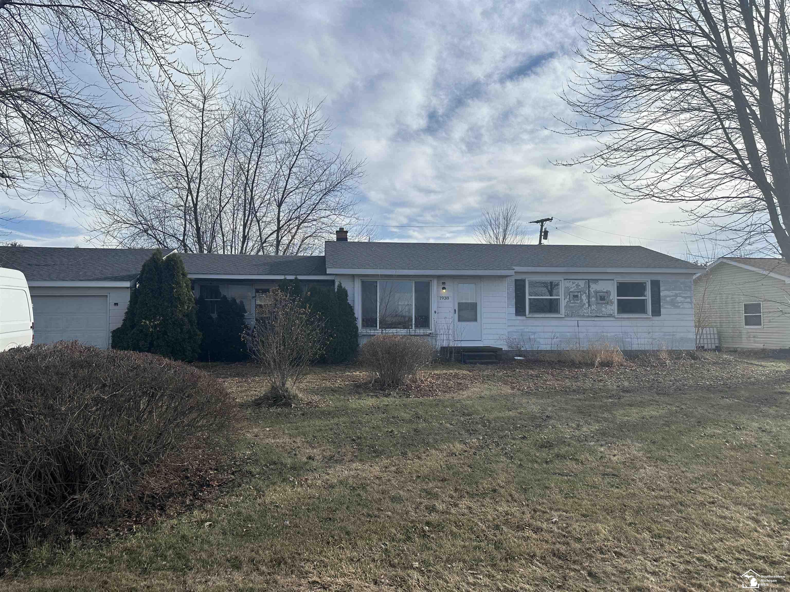 1938 Sheick Road Monroe, MI 48162 - Photo 1 of 18 50197382-0fc27bf5-49a6-4d1a-a462-abc79fdd121e.JPG
