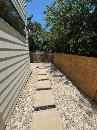 $3,250 | 2604 Francisco Street, Unit B, Austin, TX 78702
