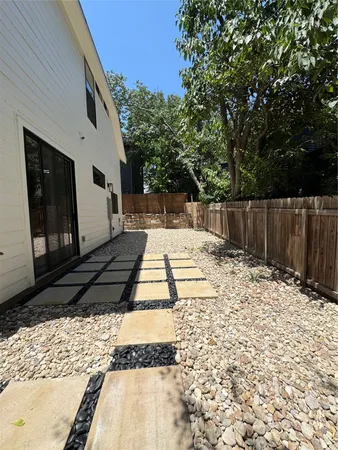$3,250 | 2604 Francisco Street, Unit B, Austin, TX 78702