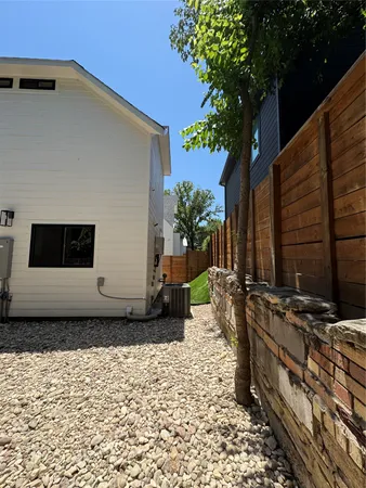 $3,250 | 2604 Francisco Street, Unit B, Austin, TX 78702