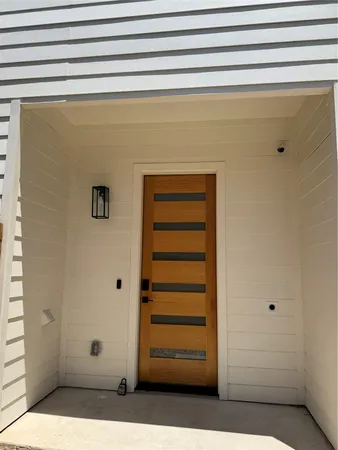 $3,250 | 2604 Francisco Street, Unit B, Austin, TX 78702