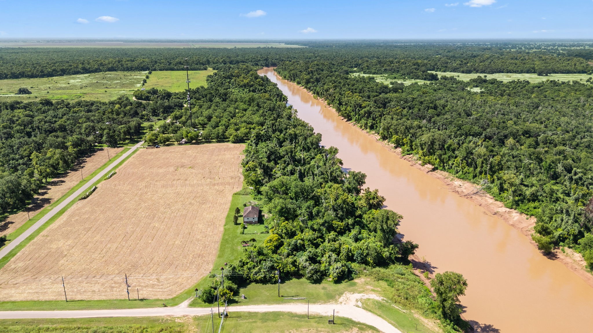 3505 Miller Road Rosharon, TX 77583 - Photo 8 of 15 a view of lake with green space