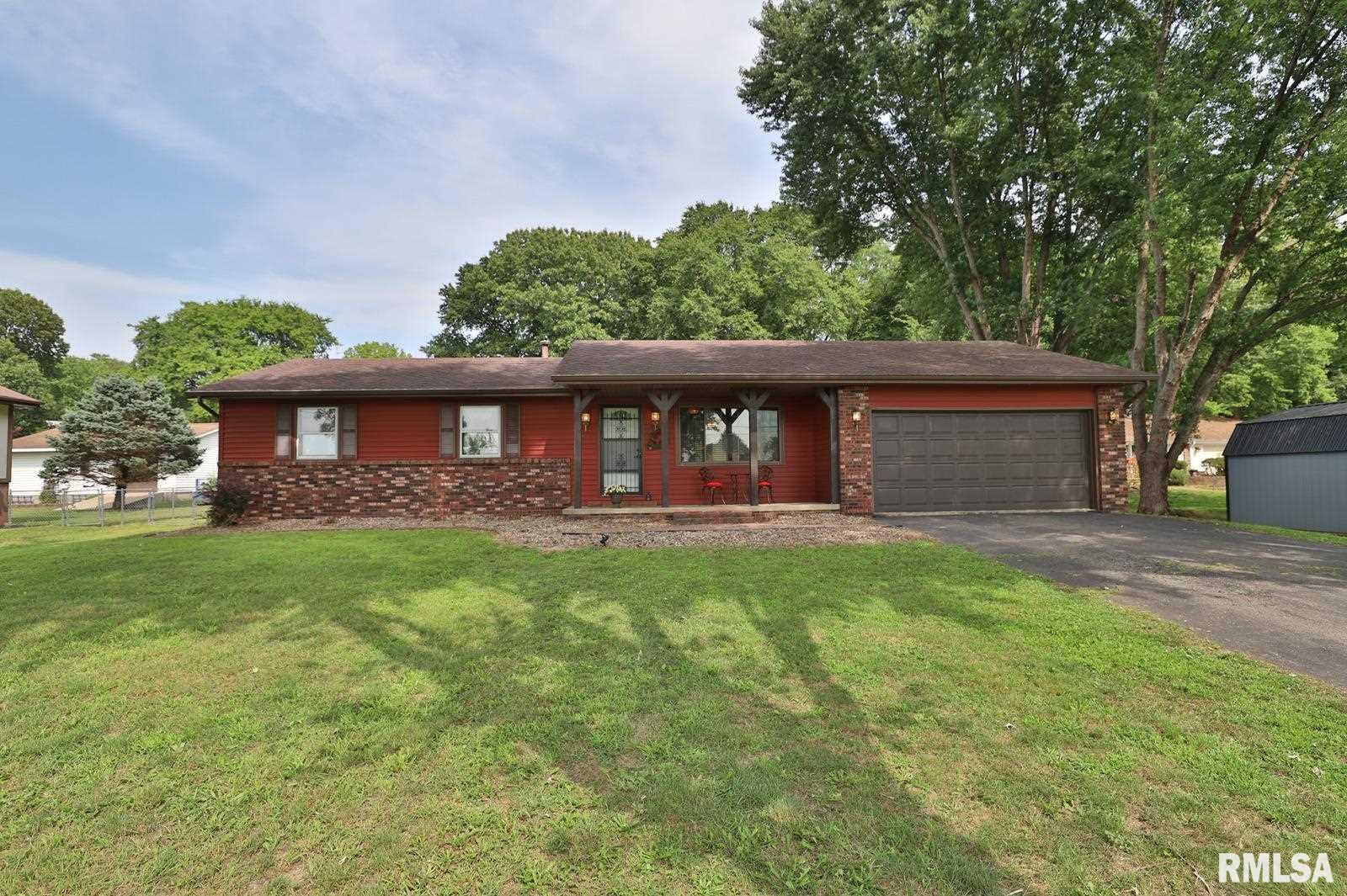 1106 Upper Spring Bay Road East Peoria, IL 61611 - Photo 1 of 44 Gallery Image 1