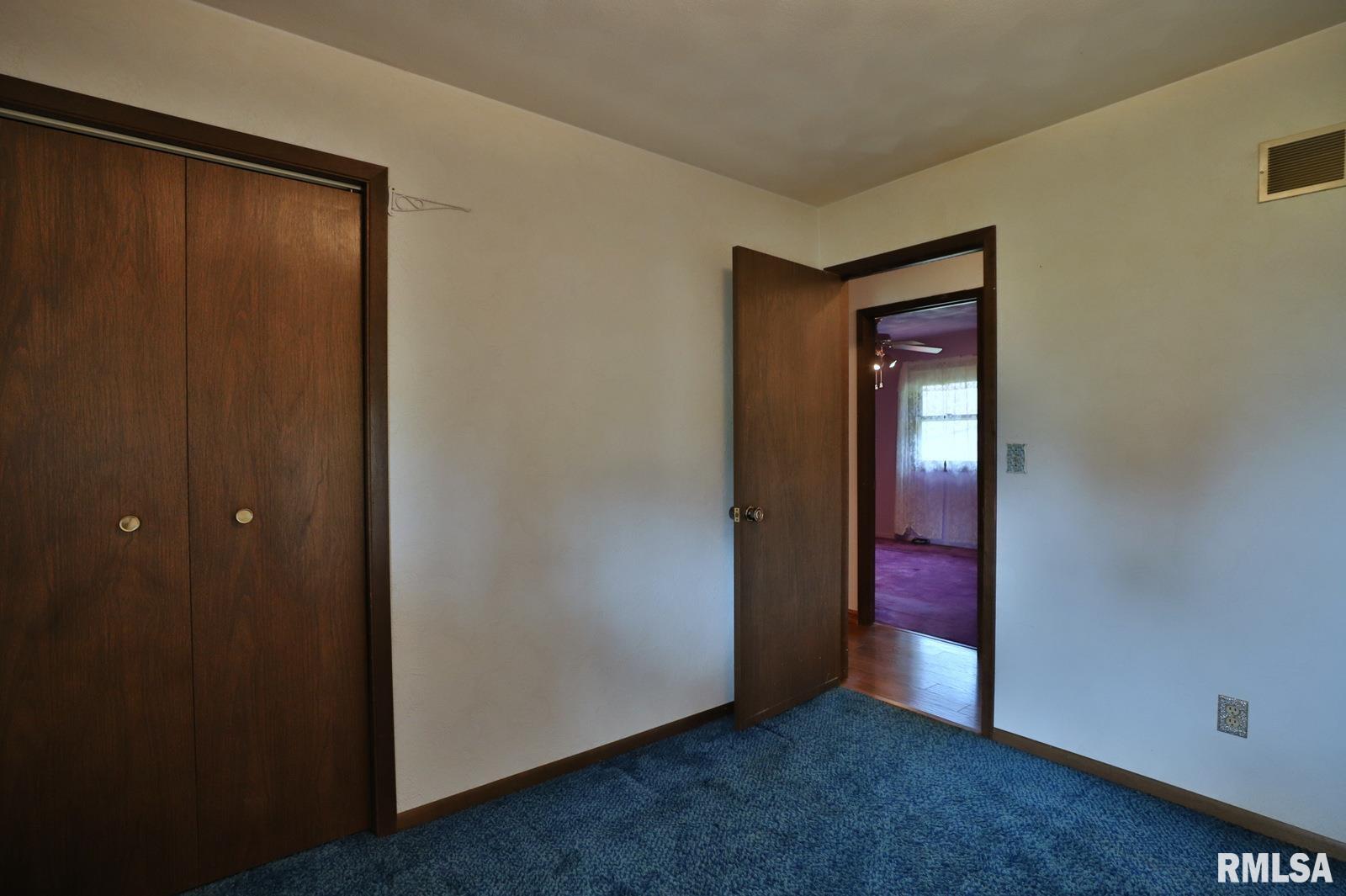 1106 Upper Spring Bay Road East Peoria, IL 61611 - Photo 19 of 44 Gallery Image 19