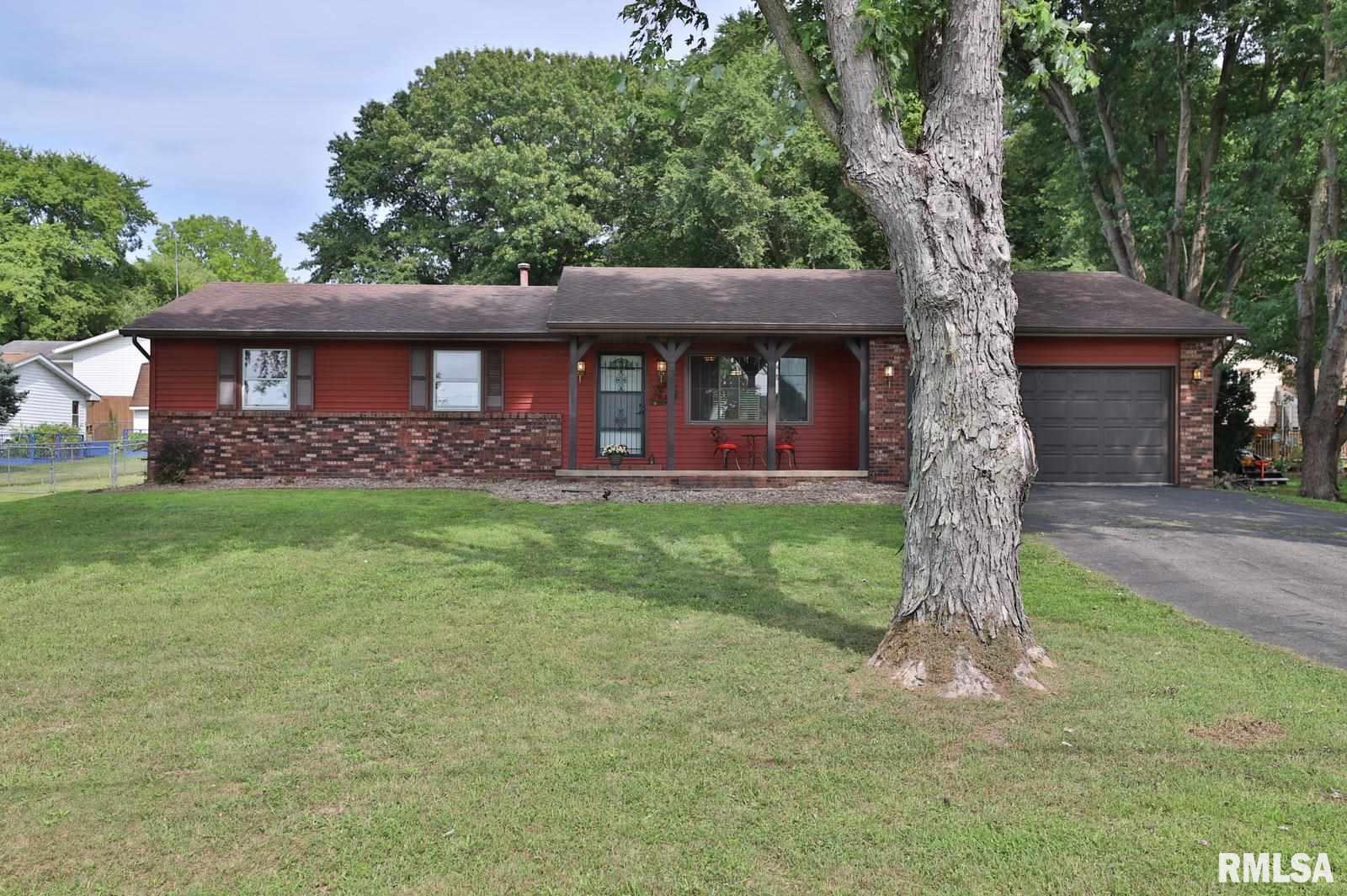 1106 Upper Spring Bay Road East Peoria, IL 61611 - Photo 33 of 44 Gallery Image 33