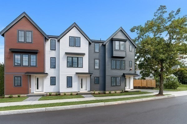 2-18 Elm Street, Unit 8 Newton, MA 02465 - Photo 28 of 36