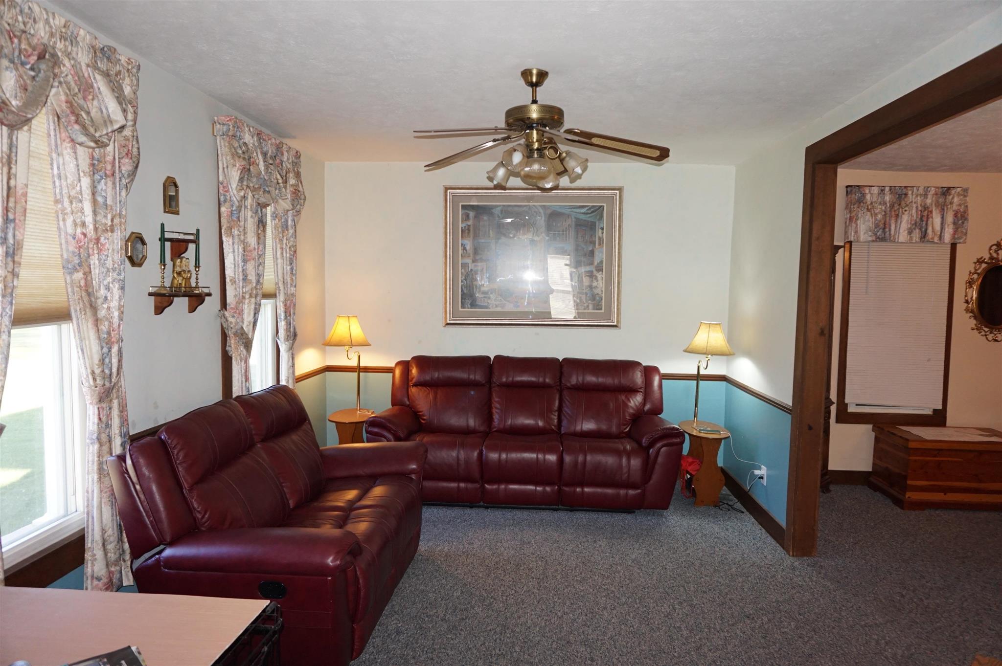 4727 Leesburg Road Fort Wayne, IN 46808 - Photo 2 of 36