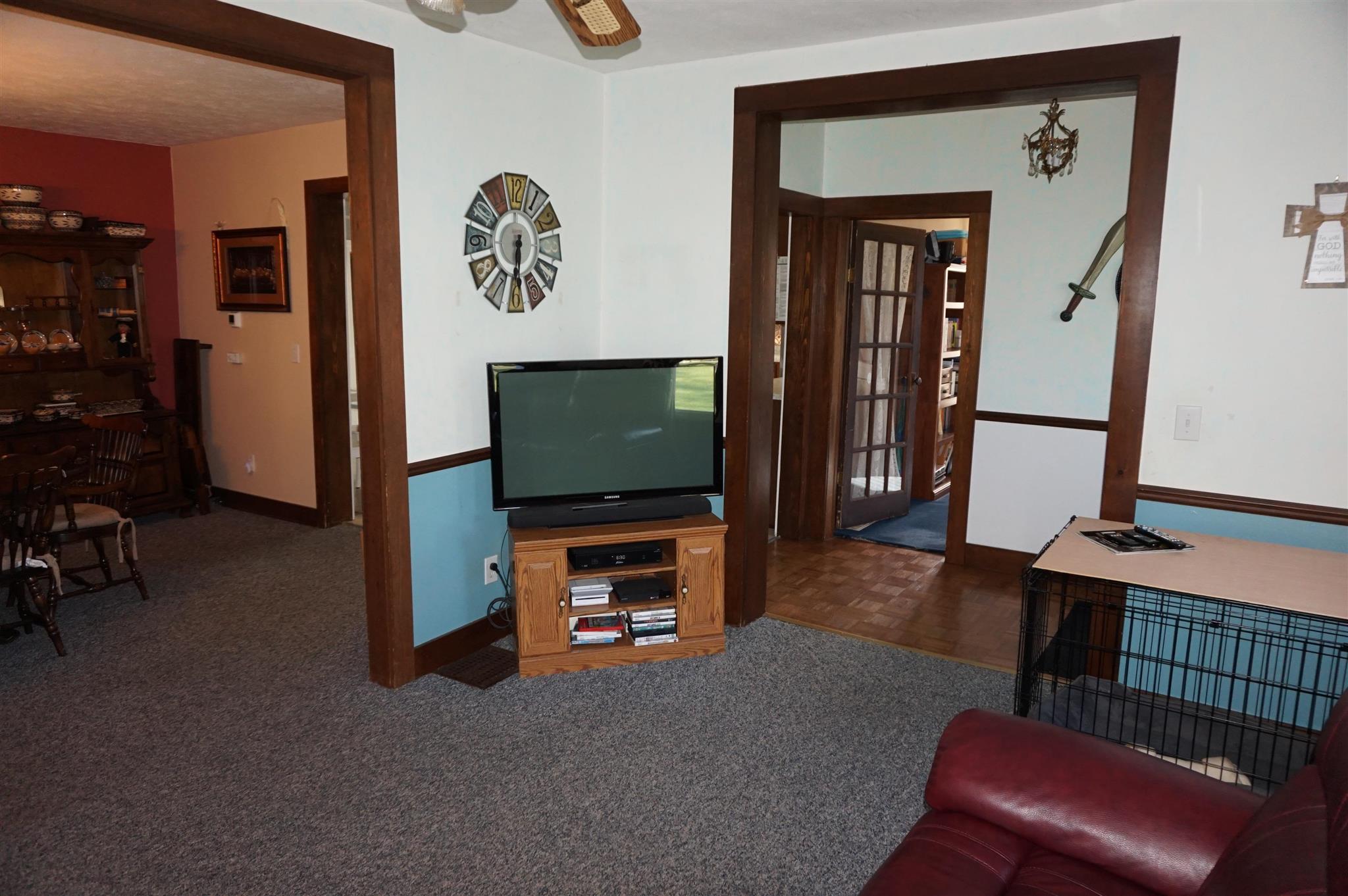 4727 Leesburg Road Fort Wayne, IN 46808 - Photo 3 of 36