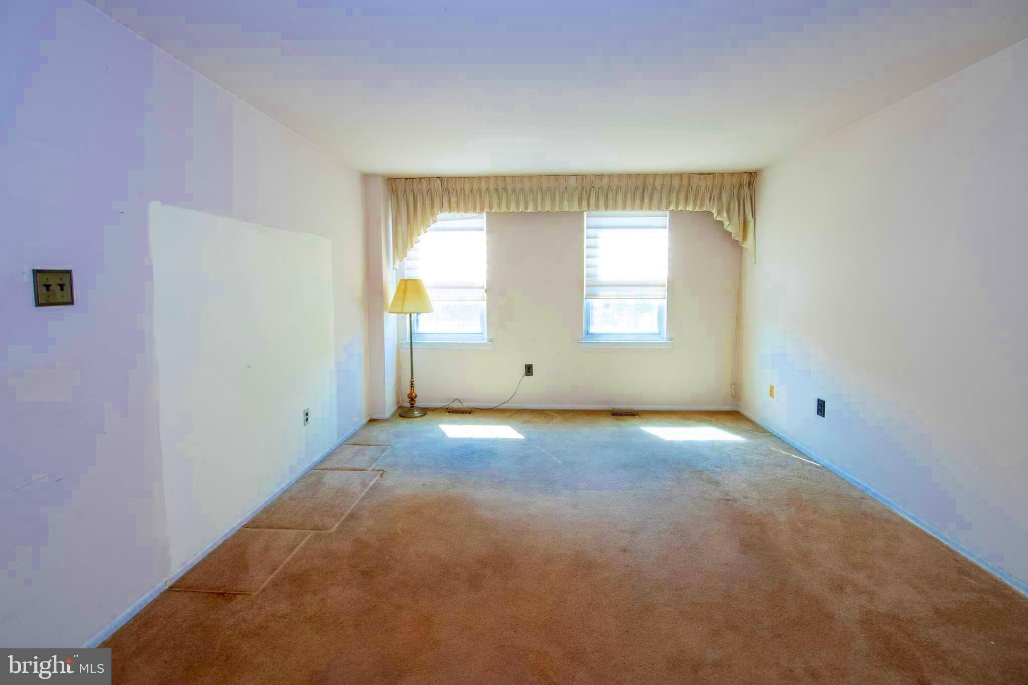12074 Abby Road Philadelphia, PA 19154 - Photo 13 of 37 Gallery Image 13