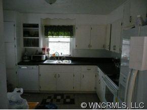 39 Dillingham Road Brevard, NC 28712 - Photo 11 of 12 Gallery Image 11