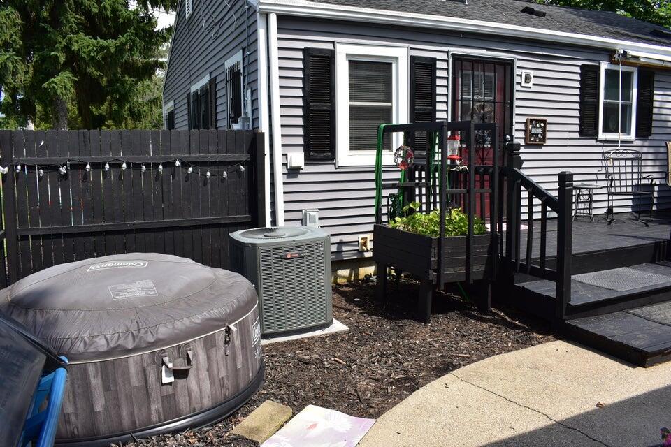 475 Douglas Drive Decatur, MI 49045 - Photo 3 of 24 3