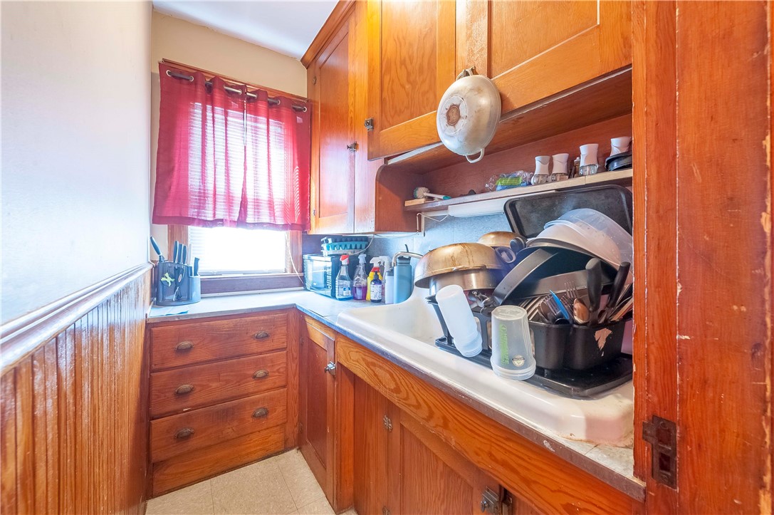 35 Transit Street Woonsocket, RI 02895 - Photo 15 of 36