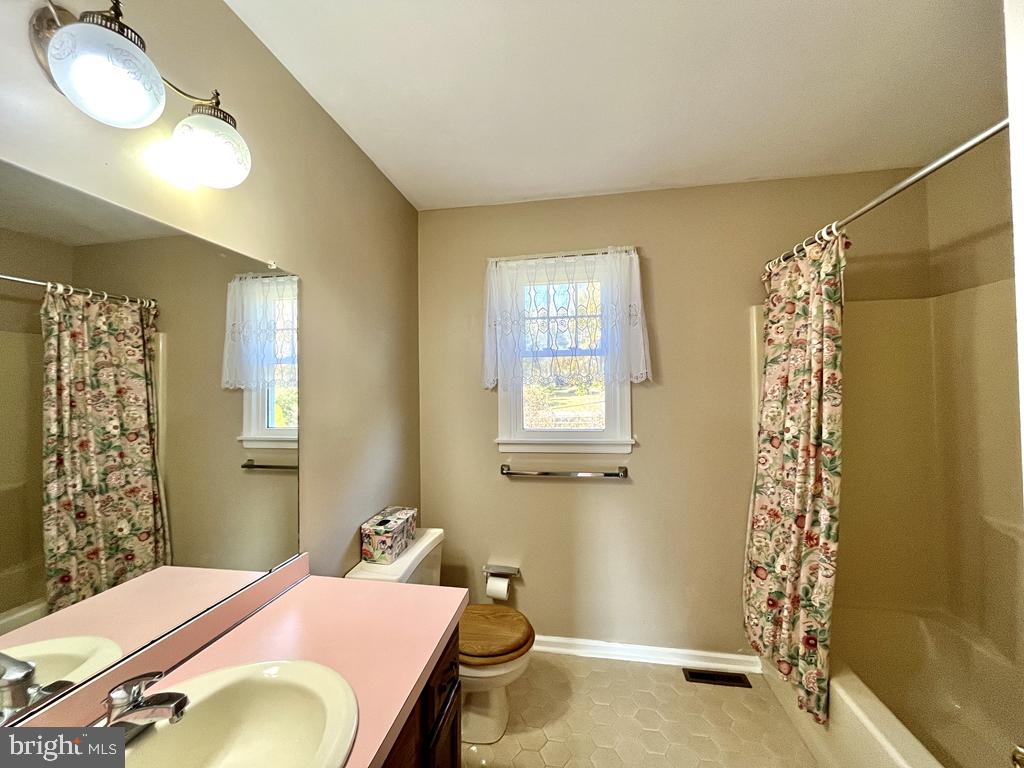 5 Slashpine Circle Hockessin, DE 19707 - Photo 15 of 22