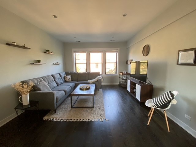 3548 North Racine Avenue, Unit 3 Chicago, IL 60613 - Photo 7 of 15