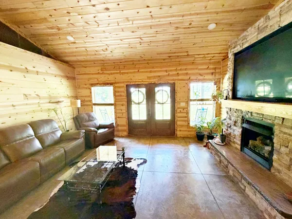 $339,000 | 6945 Unity School Road, Brookport, IL 62910