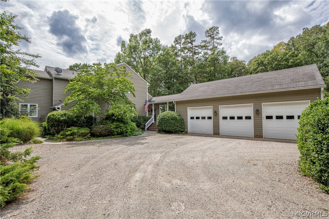 2166 Hunters Mill Road Powhatan, VA 23139 - Photo 45 of 50 Gallery Image 45