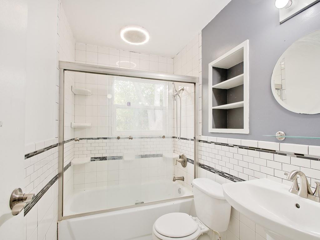 3932 North Mitthoefer Road Indianapolis, IN 46235 - Photo 17 of 25 Gallery Image 17