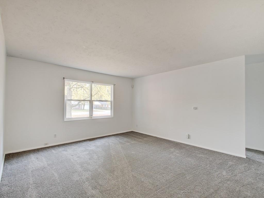 3932 North Mitthoefer Road Indianapolis, IN 46235 - Photo 2 of 25 Gallery Image 2