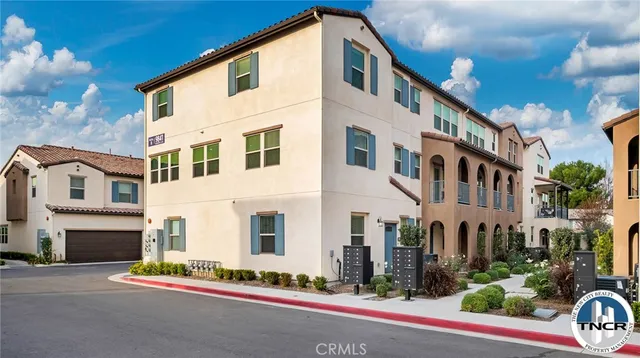 $4,500 | 9841 Alburtis Avenue, Santa Fe Springs, CA 90670