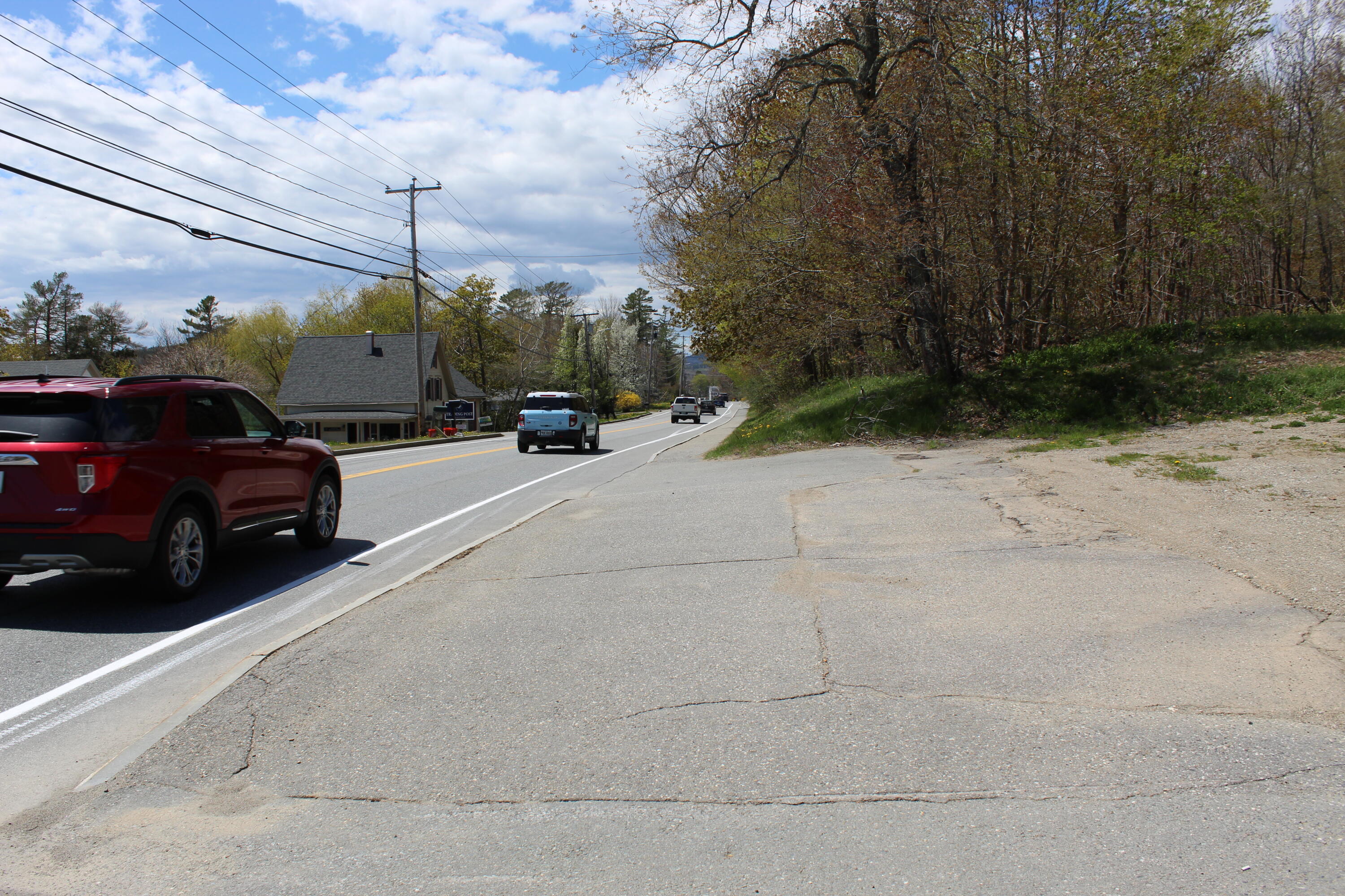 116 Highway 1 Bucksport, ME 04416 - Photo 3 of 11 IMG_0064