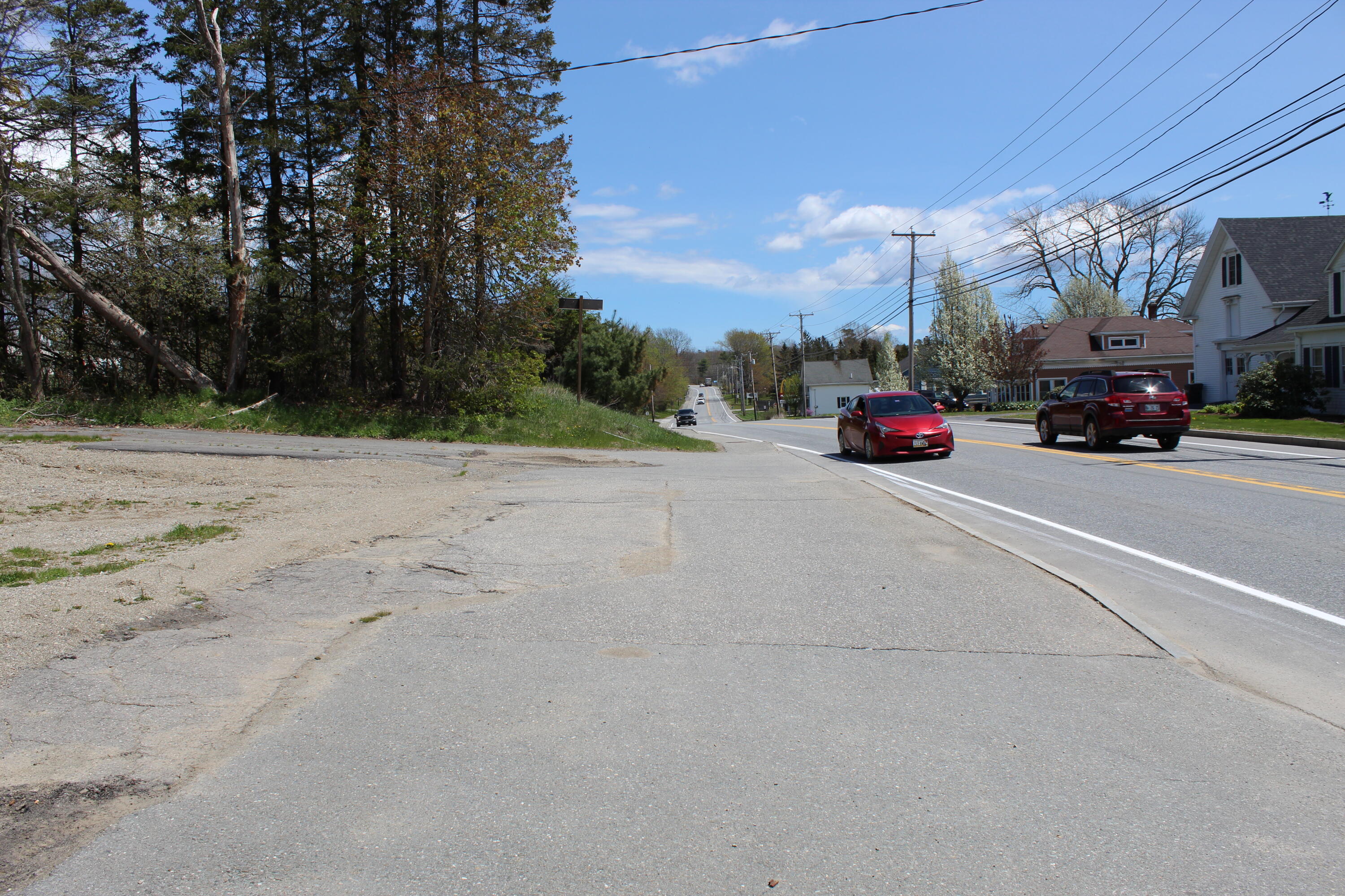 116 Highway 1 Bucksport, ME 04416 - Photo 4 of 11 IMG_0065