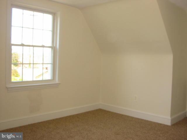 480 Edgehill Road York, PA 17403 - Photo 11 of 24