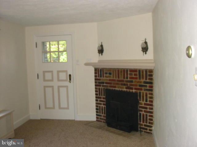 480 Edgehill Road York, PA 17403 - Photo 3 of 24