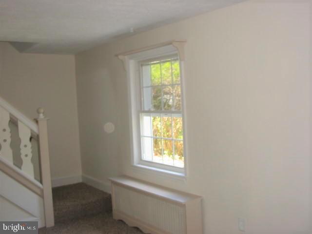 480 Edgehill Road York, PA 17403 - Photo 4 of 24