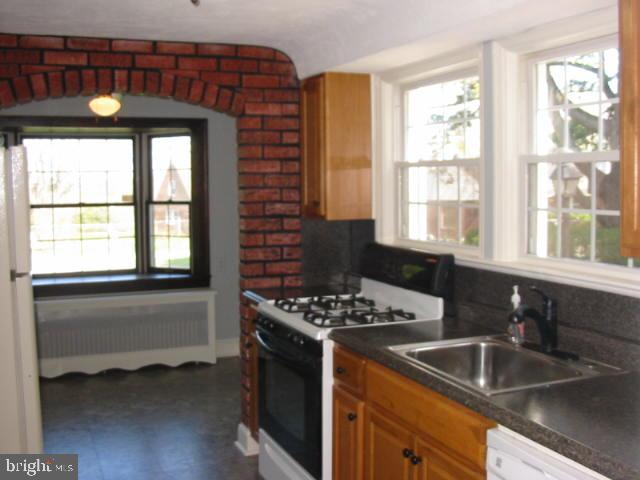 480 Edgehill Road York, PA 17403 - Photo 7 of 24