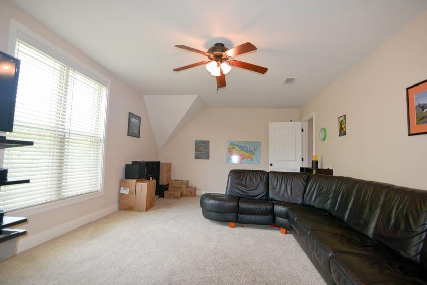 2590 Gunn Road Adams, TN 37010 - Photo 18 of 30 a living room with furniture and a window