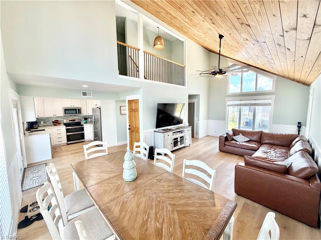 1407 Inlet Street Sunset Beach, NC 28468 - Photo 6 of 42