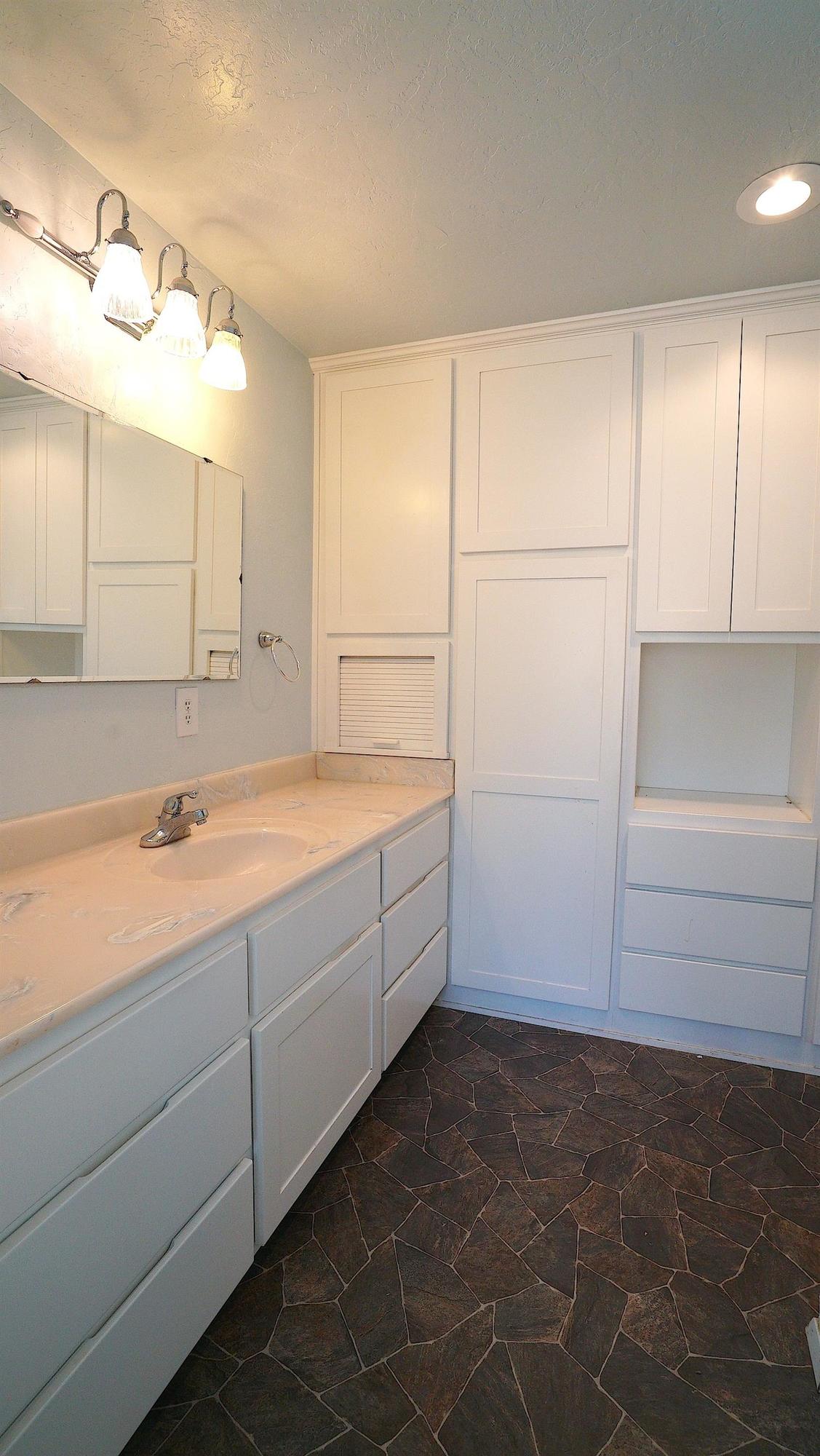 16400 Water Gap Road Williams, OR 97544 - Photo 24 of 33 Additional Photo