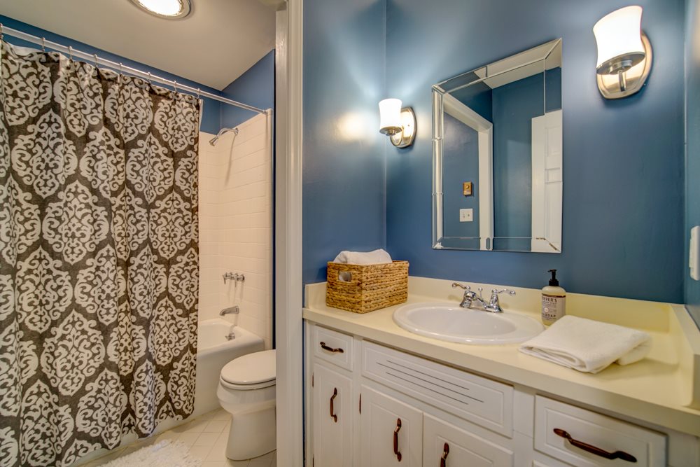184 Edgecombe Road Spartanburg, SC 29307 - Photo 17 of 34 Gallery Image 17