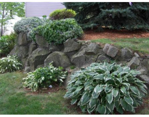 39 Island Road Lynnfield, MA 01940 - Photo 11 of 12 Gallery Image 11